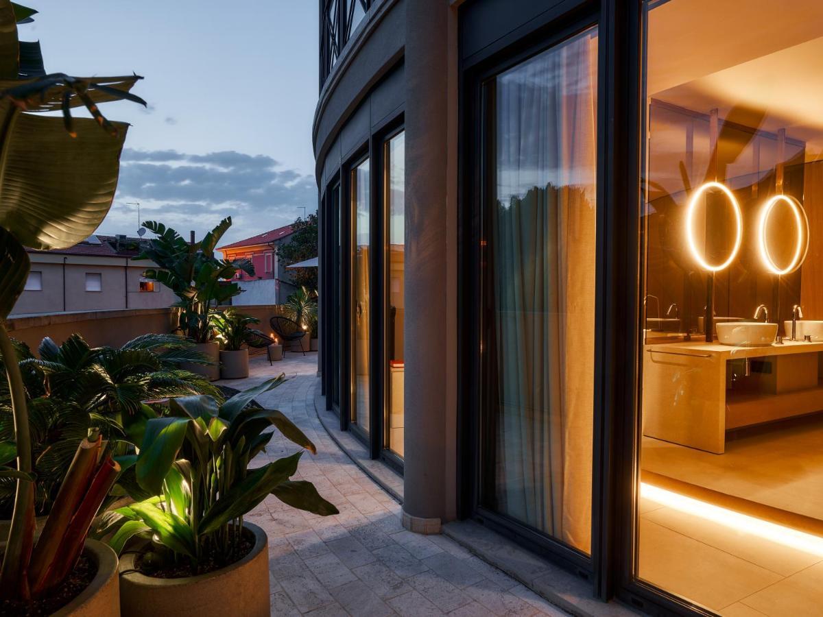 Le Residenze By Victoria Palace Cattolica Zewnętrze zdjęcie