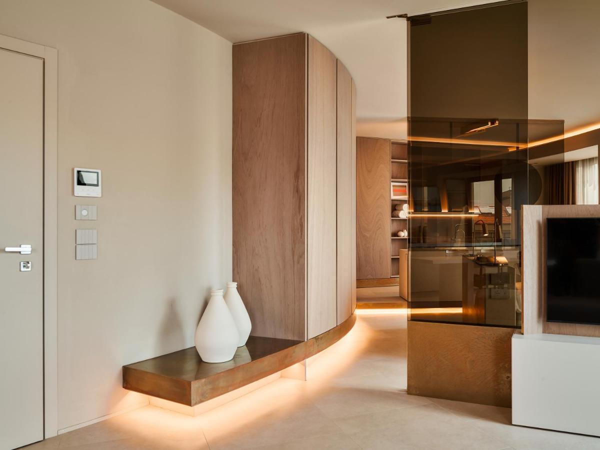 Le Residenze By Victoria Palace Cattolica Zewnętrze zdjęcie