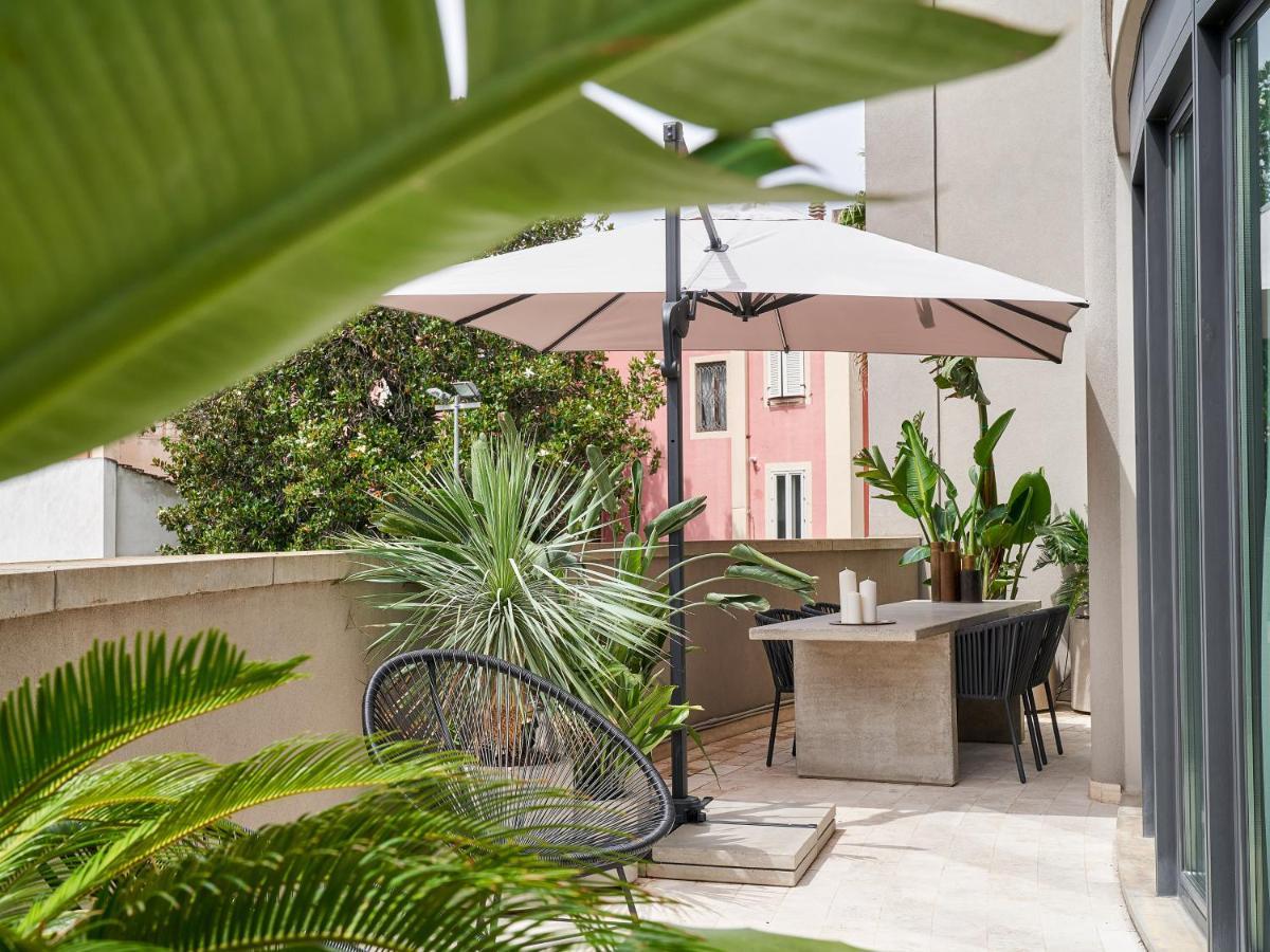 Le Residenze By Victoria Palace Cattolica Zewnętrze zdjęcie